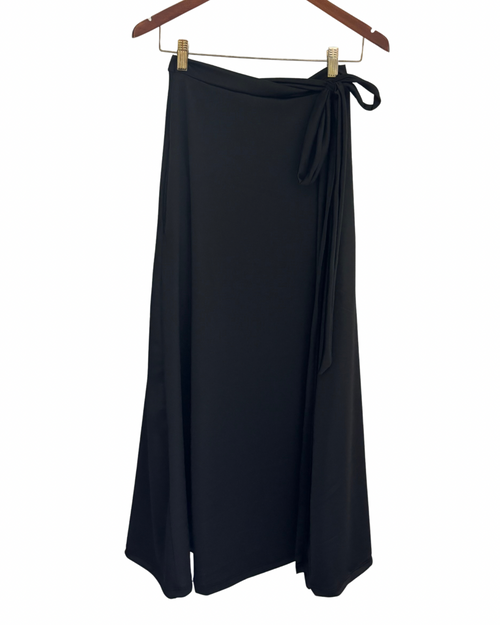 Basic Black (Maxi)